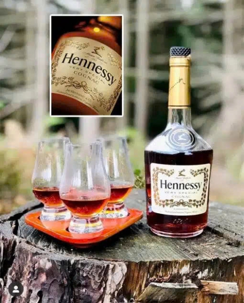 Rượu Cognac Hennessy VS 700ml